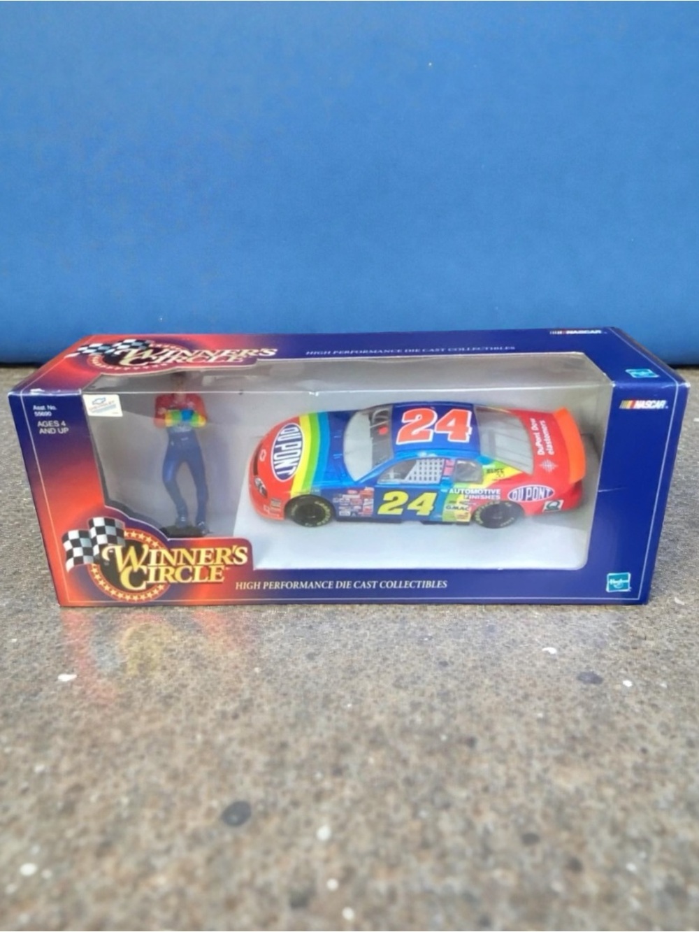 1999 Winner's Circle Jeff Gordon Nascar 1:24 Scale Car & Figure